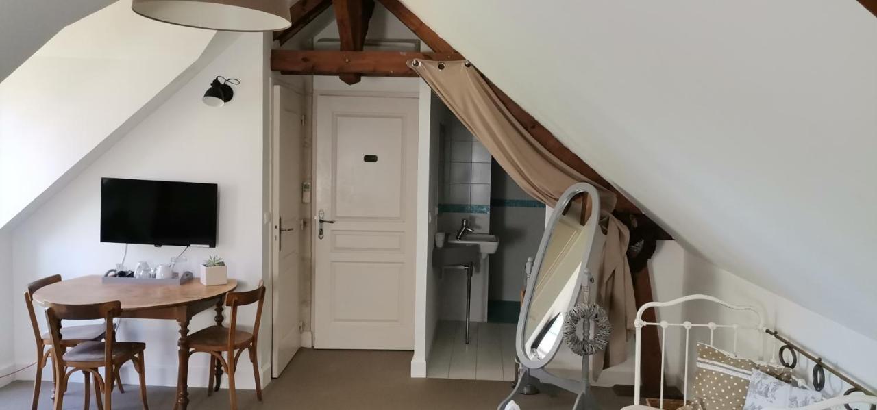 Brissac-Quince La Demeure Du Goupil B&B 외부 사진