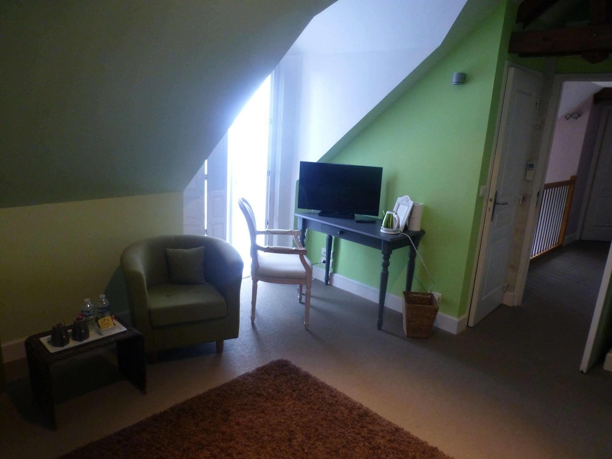 Brissac-Quince La Demeure Du Goupil B&B 외부 사진